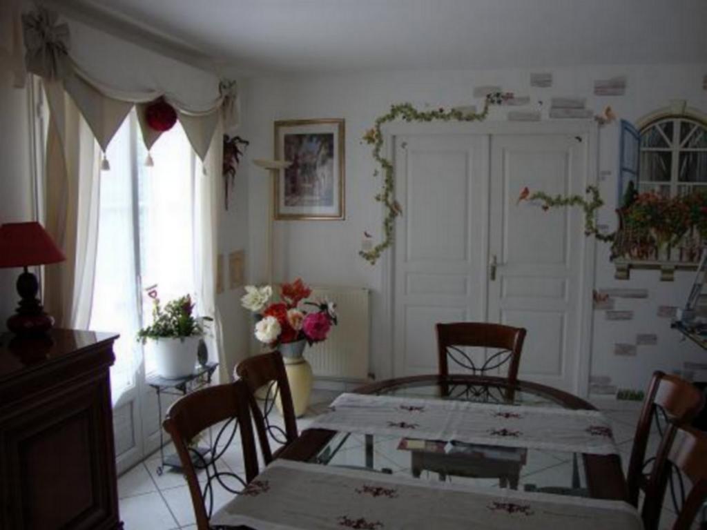 Le Refuge Des Anges Hotell Presles-et-Thierny Rom bilde