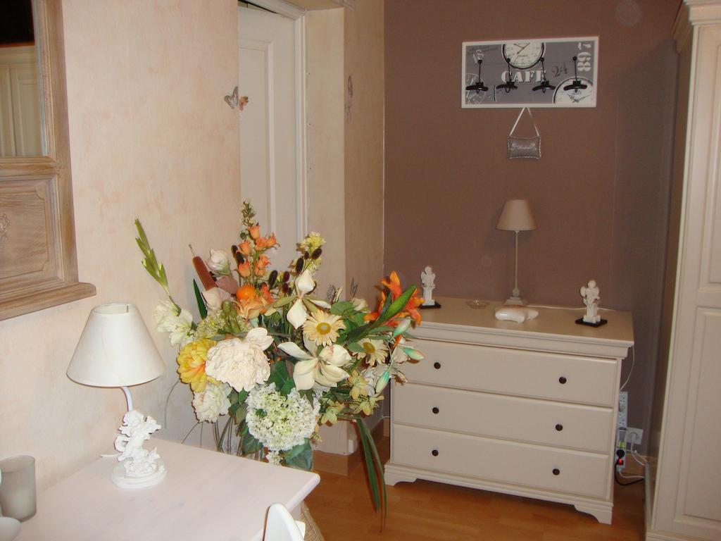 Le Refuge Des Anges Hotell Presles-et-Thierny Rom bilde
